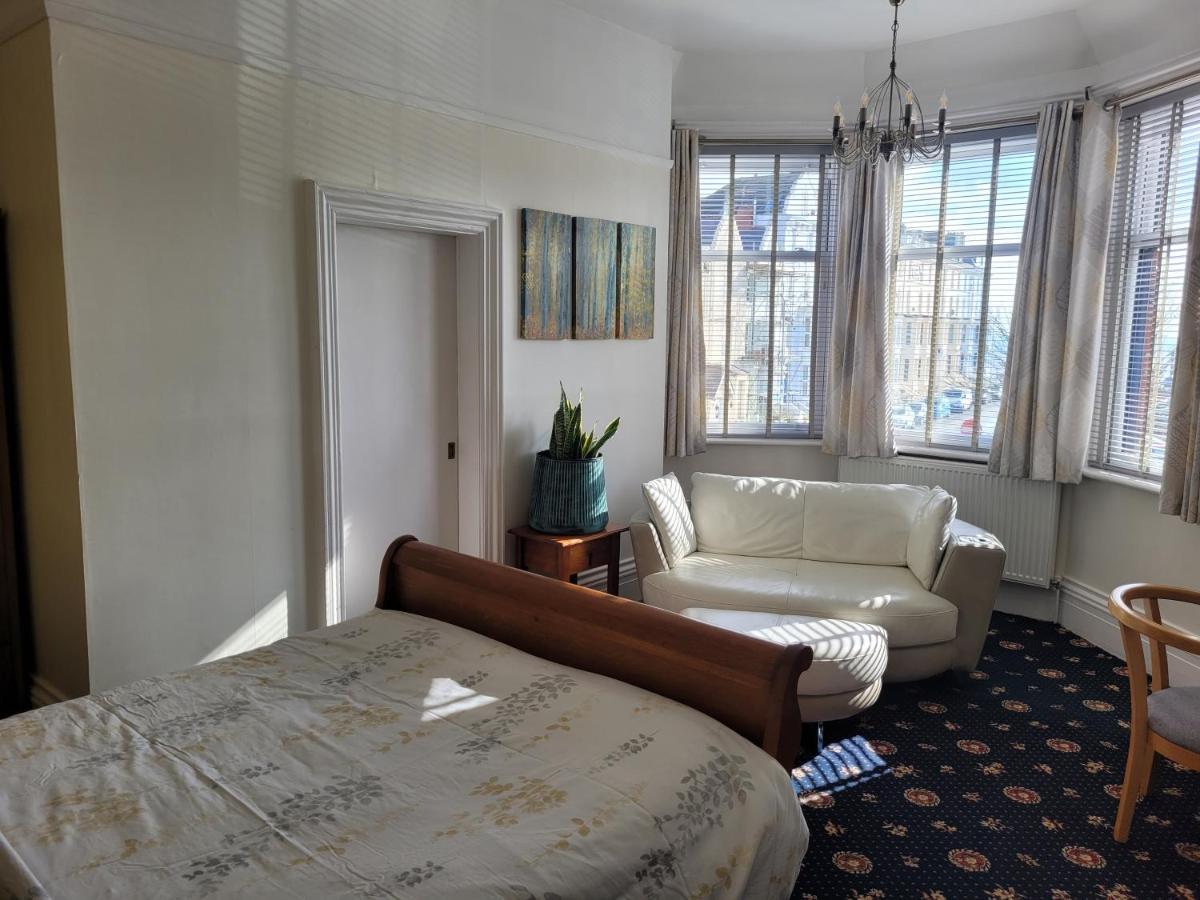 The Mon Fort Bridlington Bagian luar foto